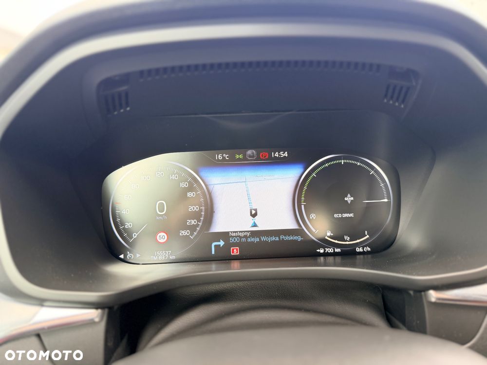 Volvo XC 60 D3 Momentum - 35