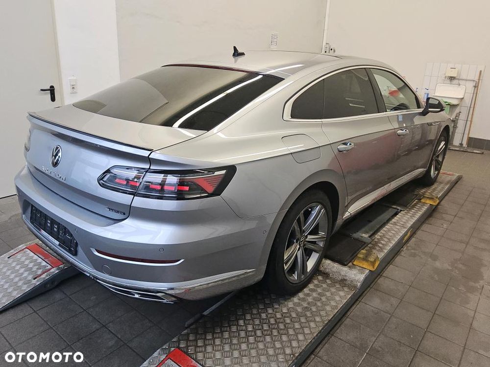 Volkswagen Arteon 2.0 TDI SCR 4Motion DSG R-Line - 4