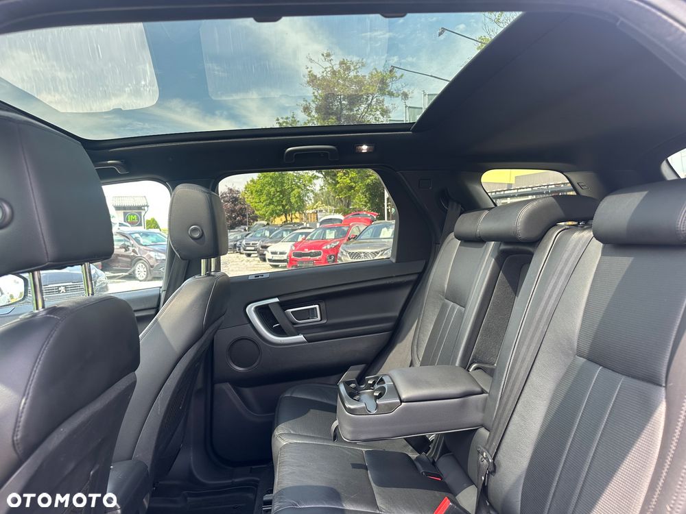 Land Rover Discovery Sport D150 FWD - 19