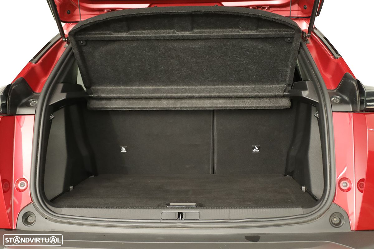 Peugeot 2008 1.2 PureTech Allure - 21