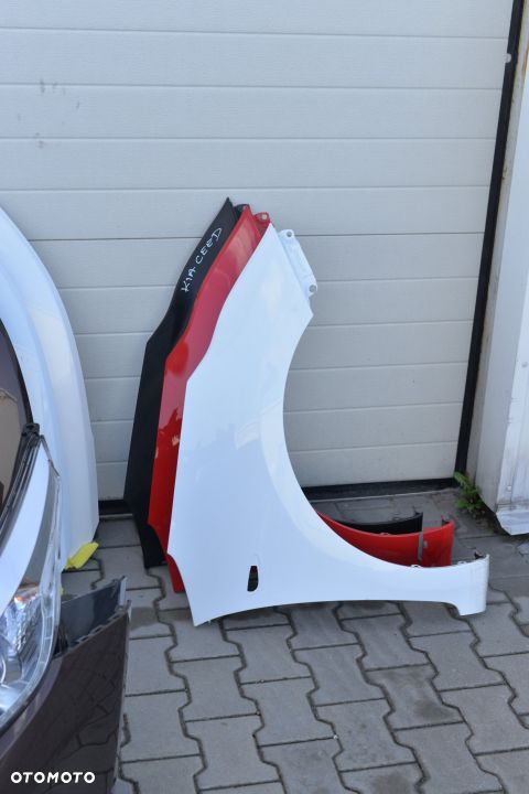 MASKA ZDERZAK BŁOTNIK PAS REFLEKTOR KIA CEED 2012- - 6