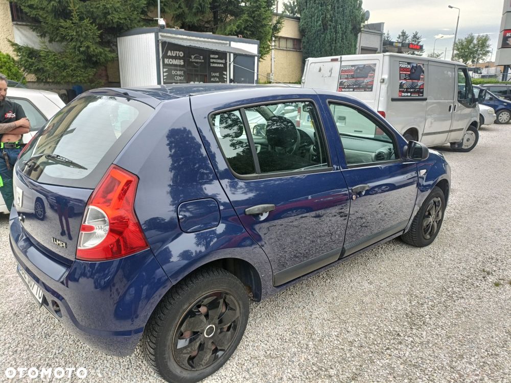 Dacia Sandero - 4