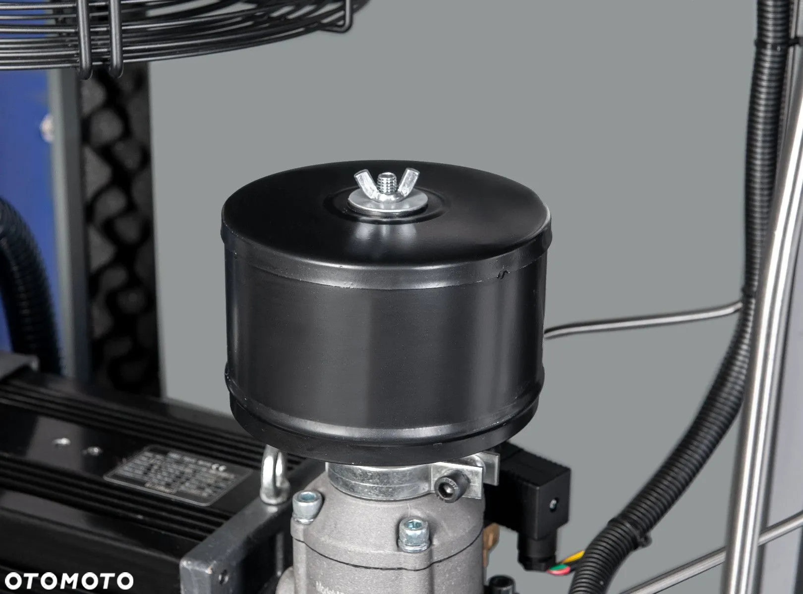 Kompresor śrubowy APS 7.5 Combi Dry X 10 bar 7.5 KM/5.5 kW 690 l/min 200 l - 15