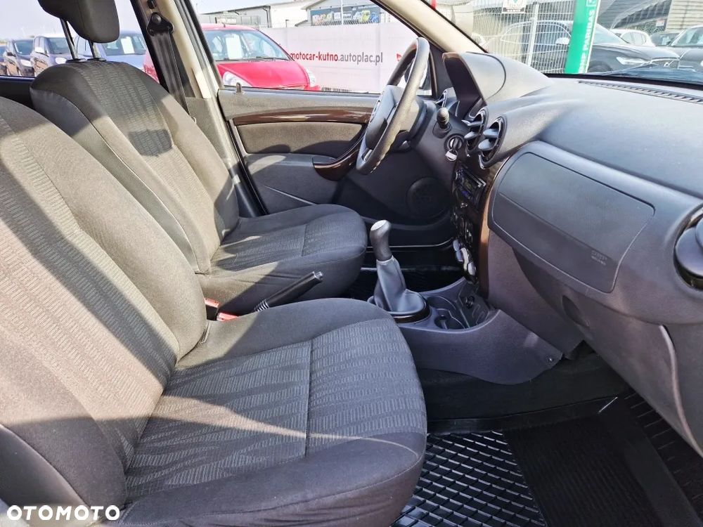 Dacia Duster 1.6 16V 4x2 Prestige - 30