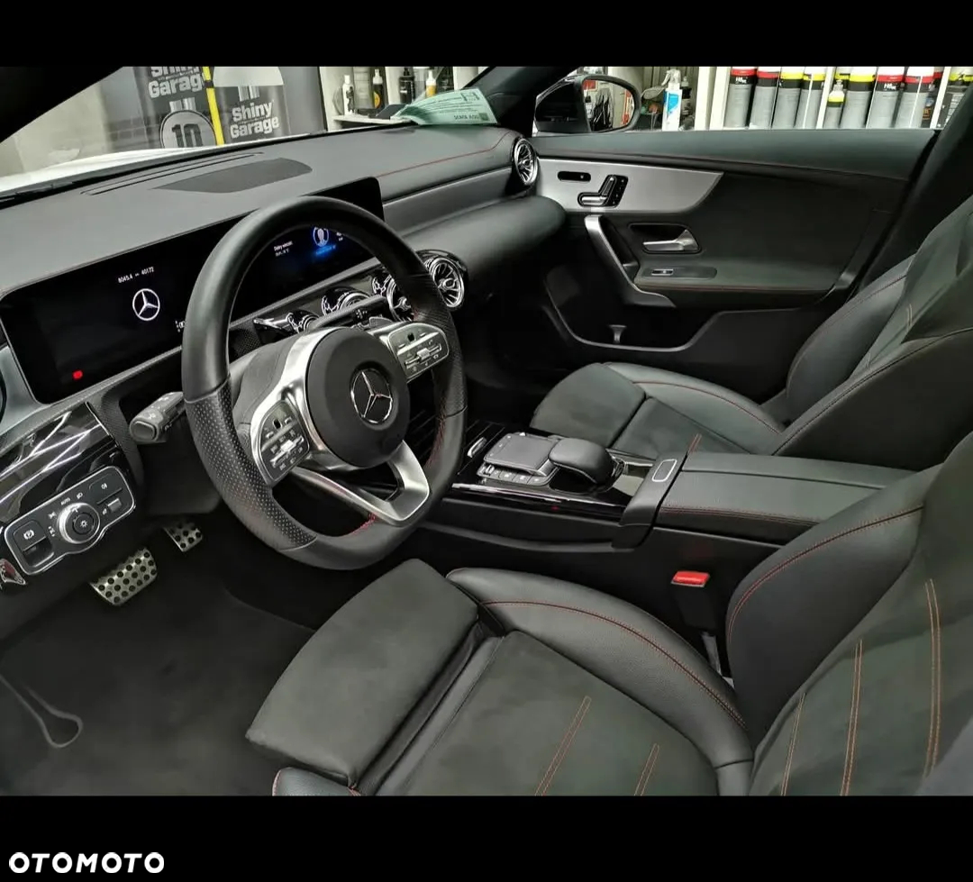 Mercedes-Benz CLA 200 AMG Line 7G-DCT - 3