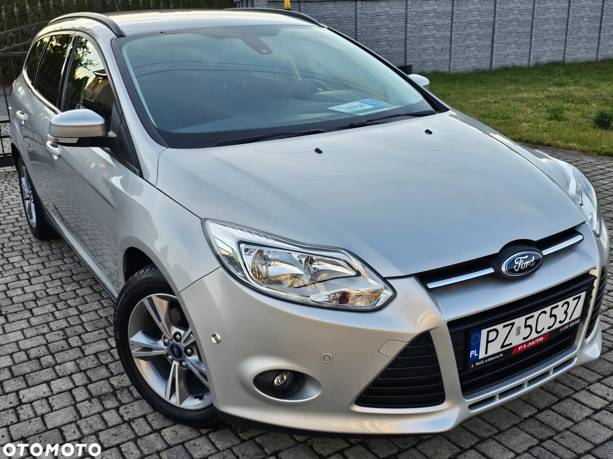 Ford Focus Turnier 1.0 EcoBoost Start-Stopp-System Business Edition - 6