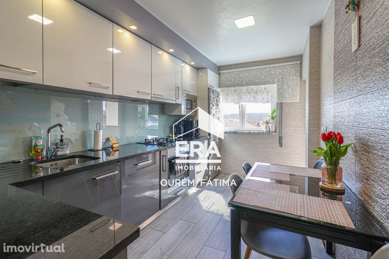 Apartamento T3+2 Duplex, com garagem fechada - Grande imagem: 5/35