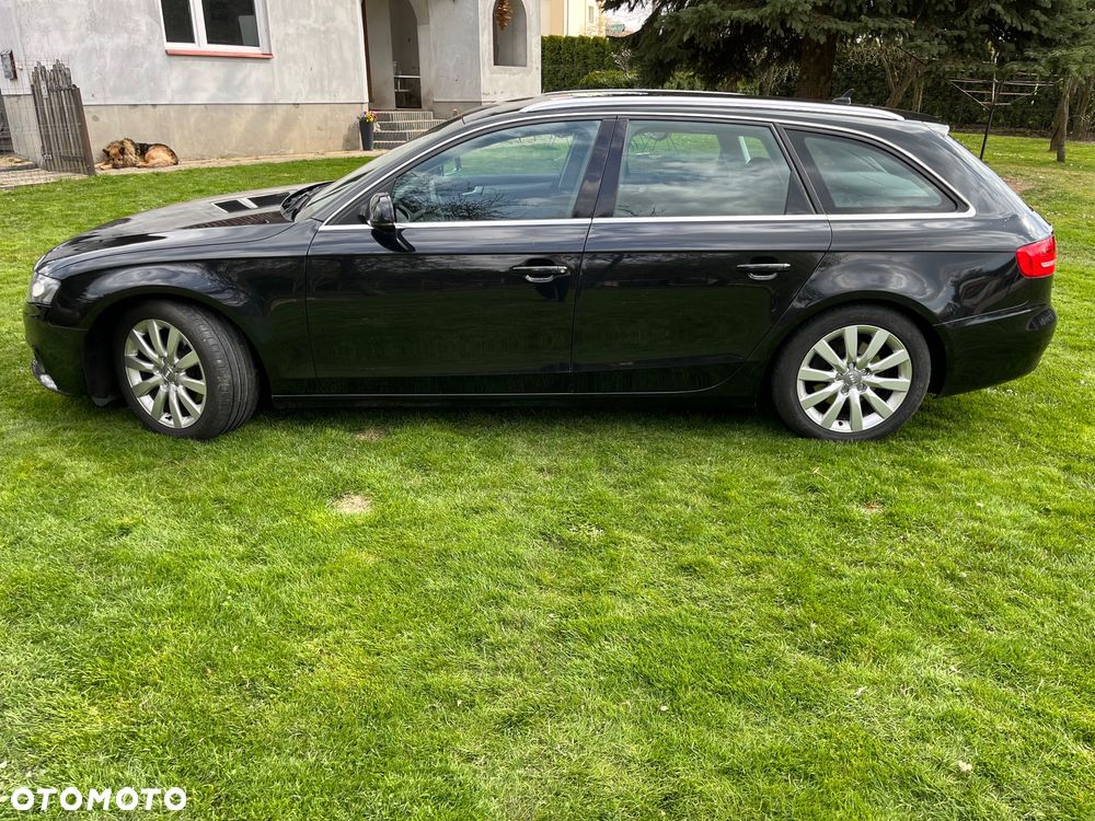 Audi A4 Avant 2.0 TDI Limited Edition - 3