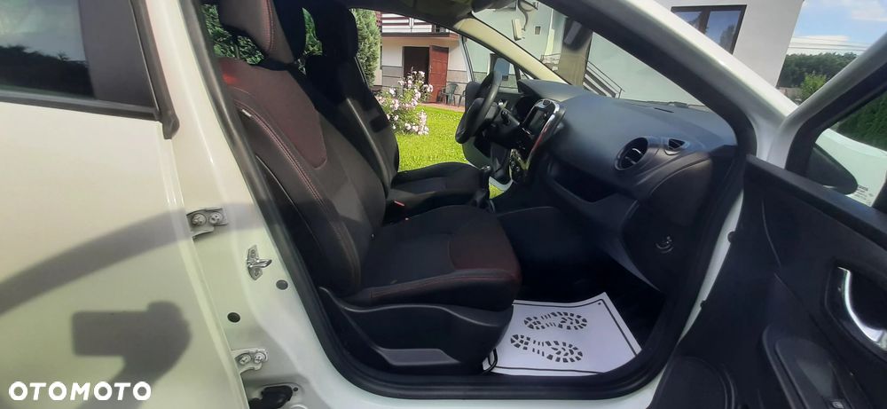 Renault Clio - 27