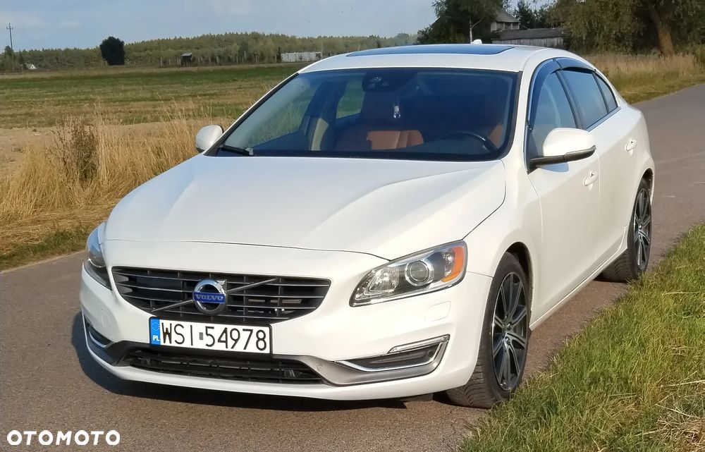 Volvo S60 2.5 T5 AWD - 1