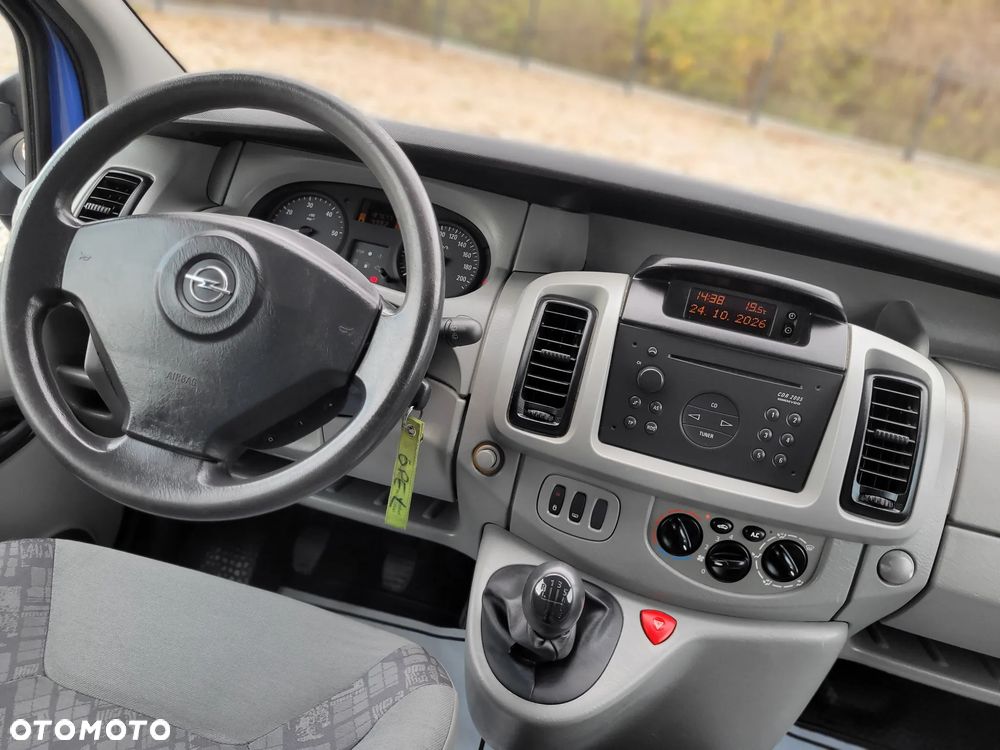 Opel Vivaro - 14