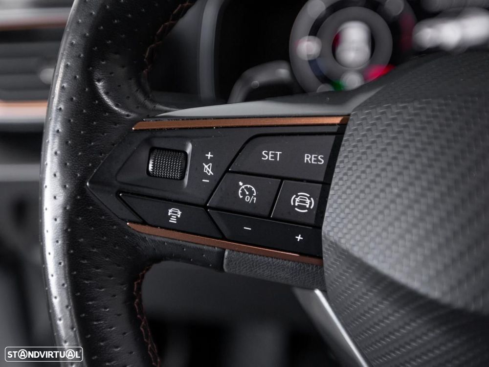 Cupra Formentor 1.4 e-Hybrid DSG - 17