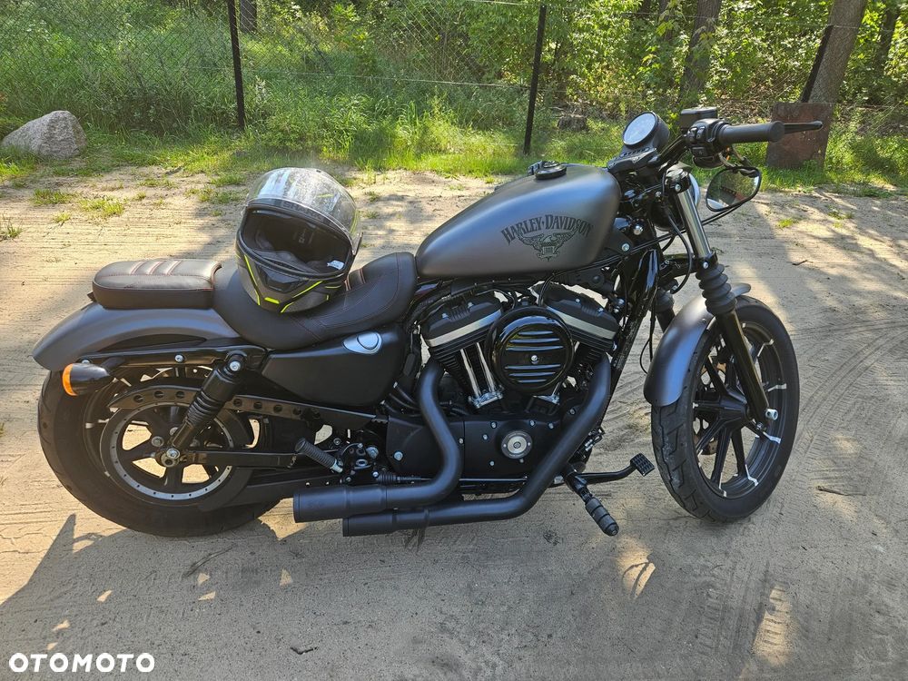 Harley-Davidson Sportster Iron 883 - 12