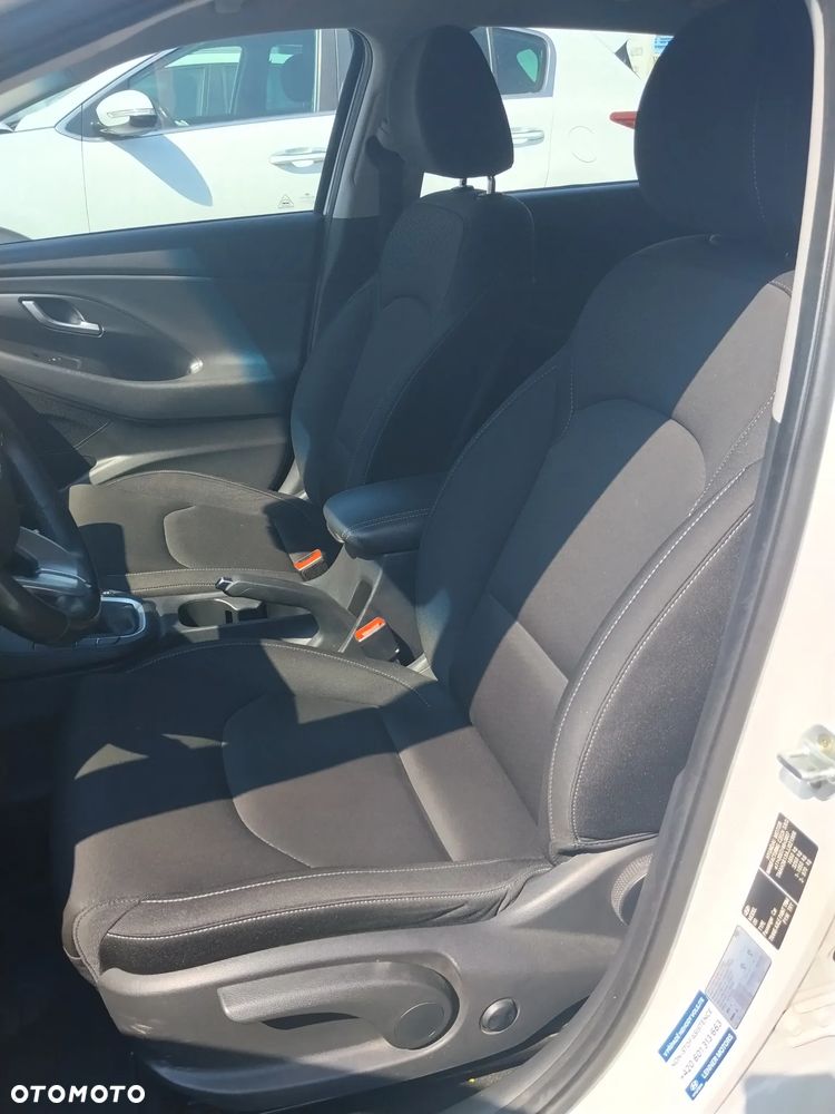 Hyundai i30 1.4 T-GDI Classic + - 18