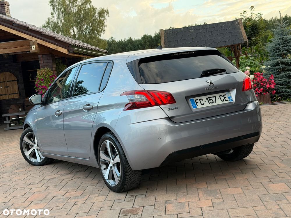 Peugeot 308 1.5 BlueHDi Allure Pack S&S EAT8 - 22