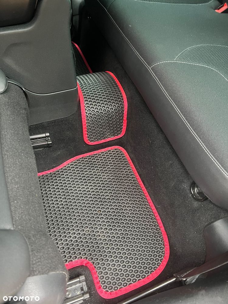 Citroën DS3 1.6 VTi SoChic - 17