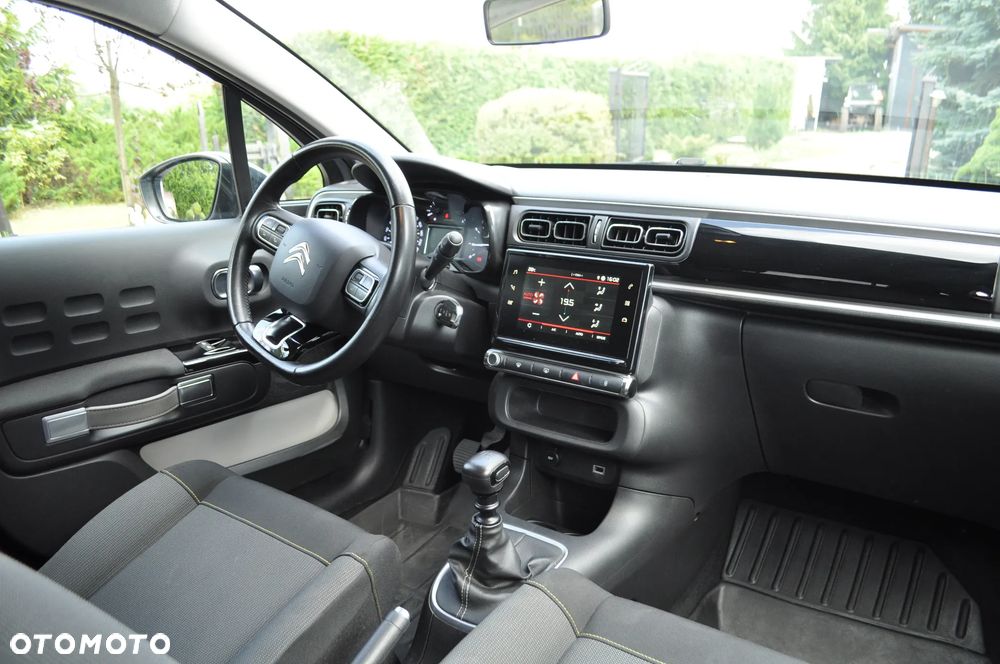 Citroën C3 1.2 PureTech Shine S&S - 15