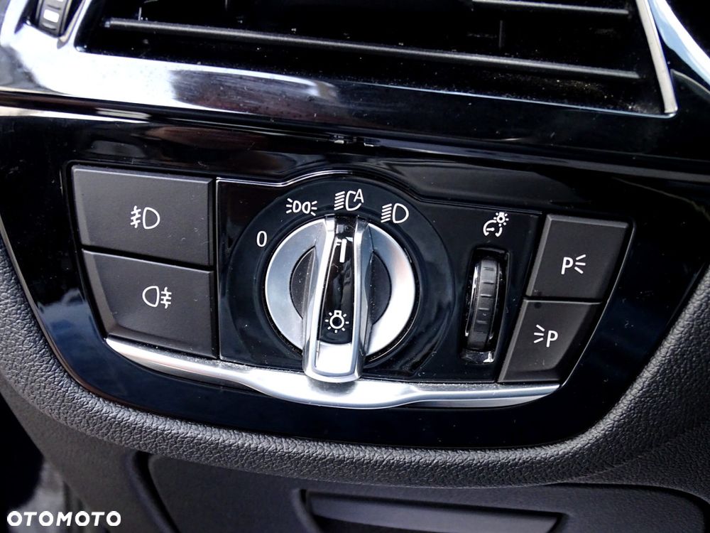 BMW Seria 5 520d Efficient Dynamics Edition - 10