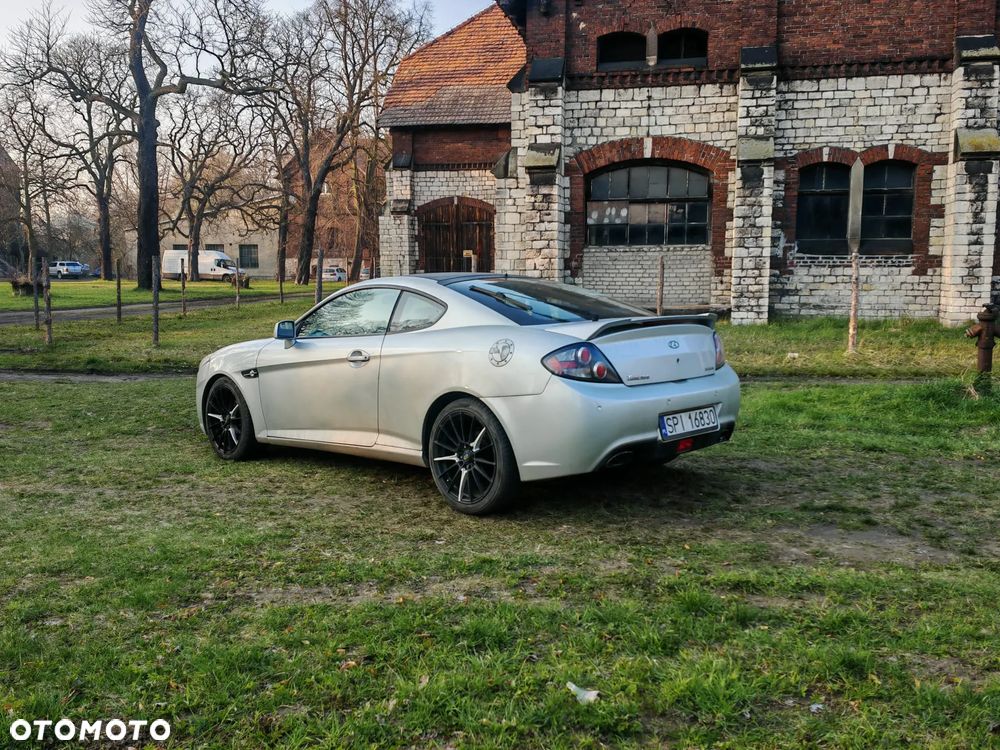 Hyundai Coupe 2.7 V6 Sport - 7