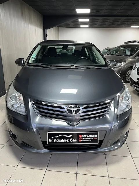 Toyota Avensis SD 2.0 D-4D - 2