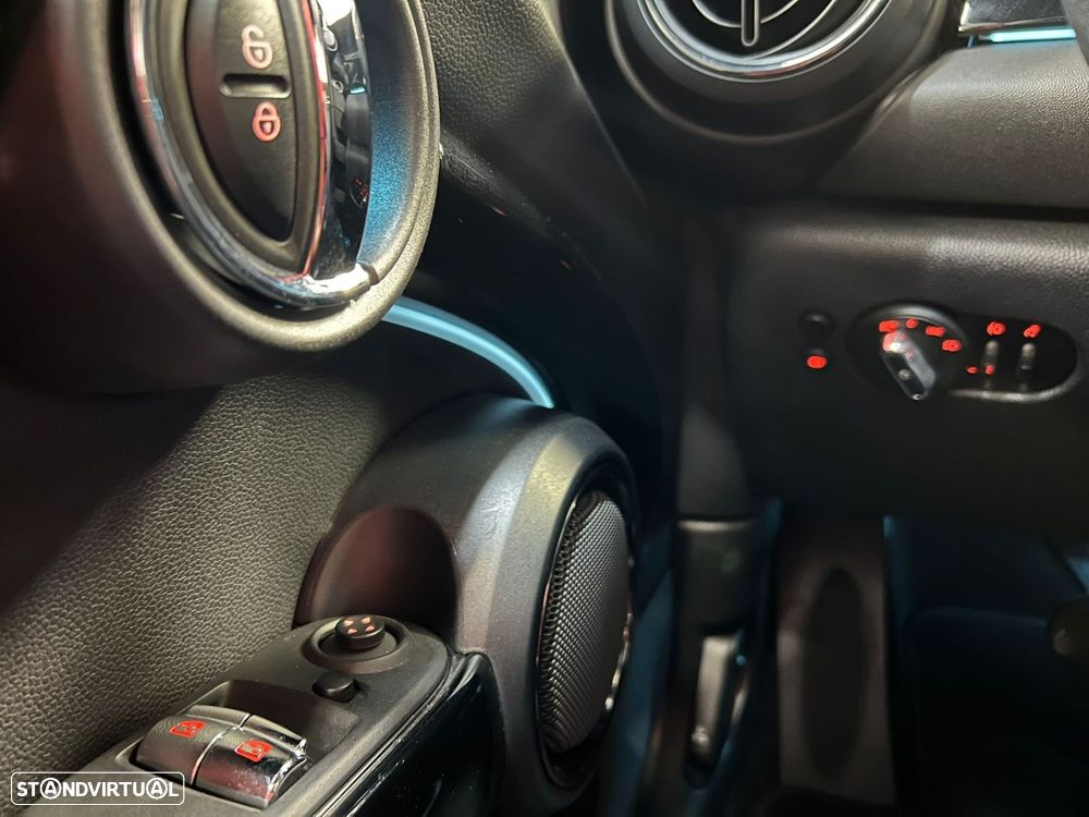 MINI 3 Portas Cooper SE - 19