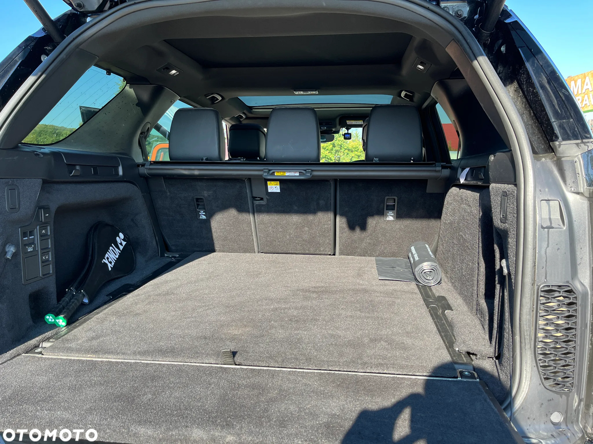 Land Rover Discovery V 2.0 P300 - 14