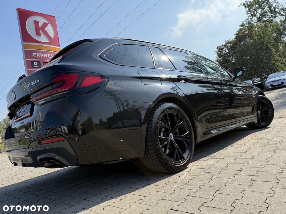 BMW Seria 5 530e M Sport sport - 5