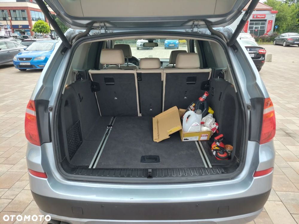 BMW X3 xDrive20i Advantage - 19