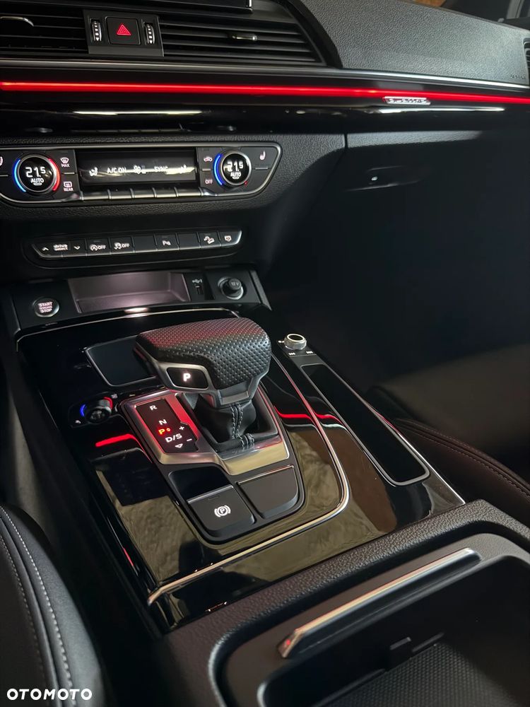 Audi Q5 45 TFSI quattro S tronic S line - 12