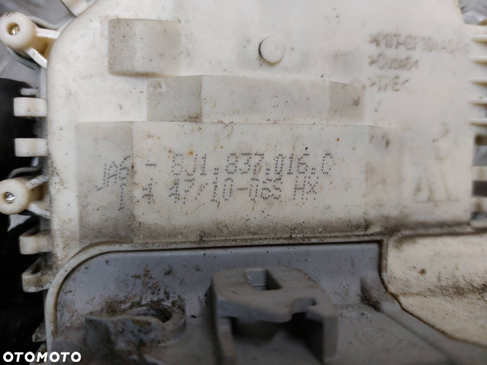 ZAMEK DRZWI PRAWY PRZÓD + KLAMKA ZEWNĘTRZNA AUDI A4 B8 8J1833016C - 8