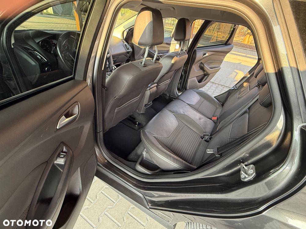 Ford Focus 1.0 EcoBoost Titanium ASS - 33