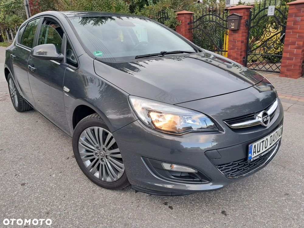Opel Astra 1.4 Turbo Design Edition - 18