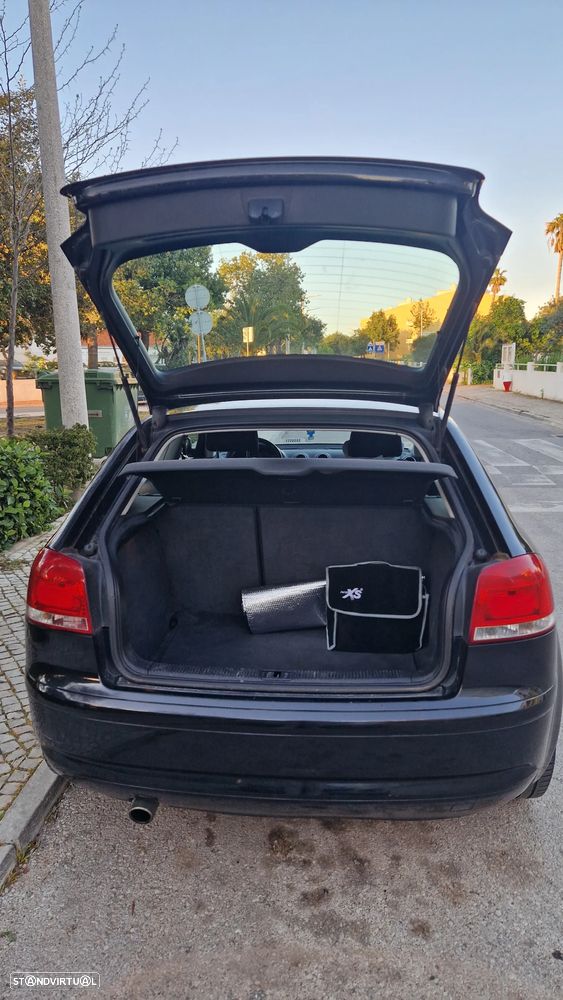 Audi A3 1.6 FSI Attraction - 7