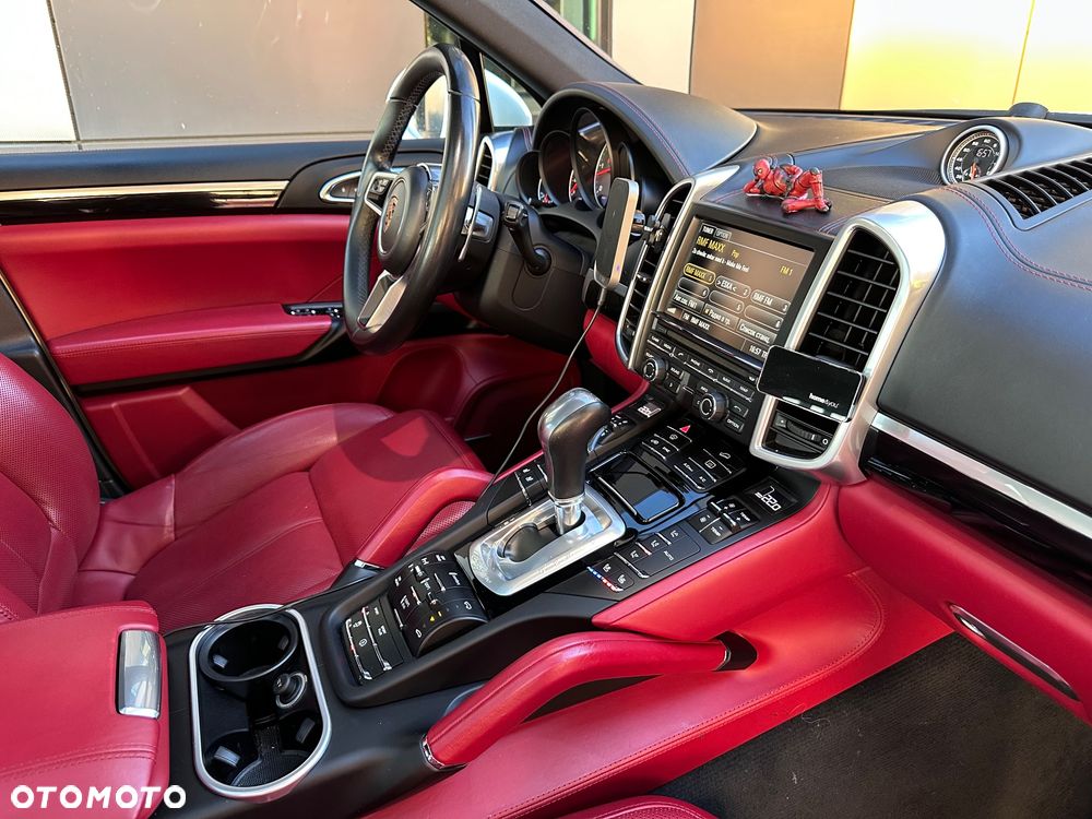 Porsche Cayenne S Diesel - 18