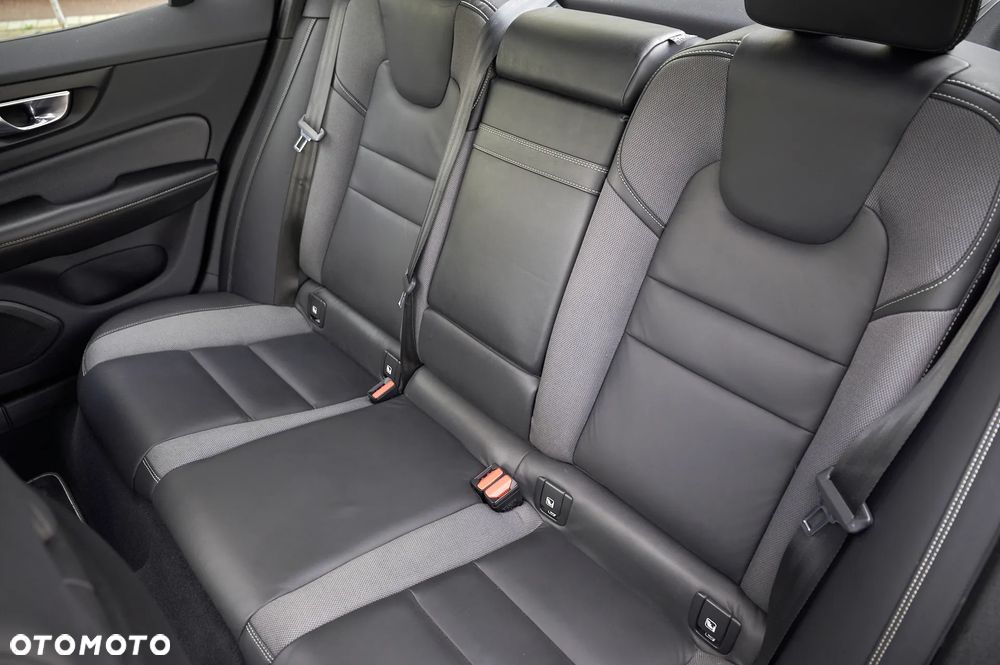 Volvo S60 - 30