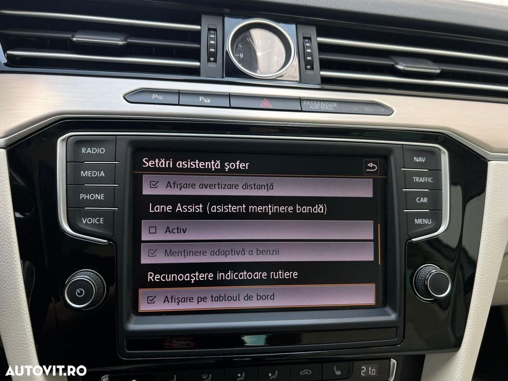Volkswagen Passat 2.0 TDI (BlueMotion Technology) DSG Highline - 27