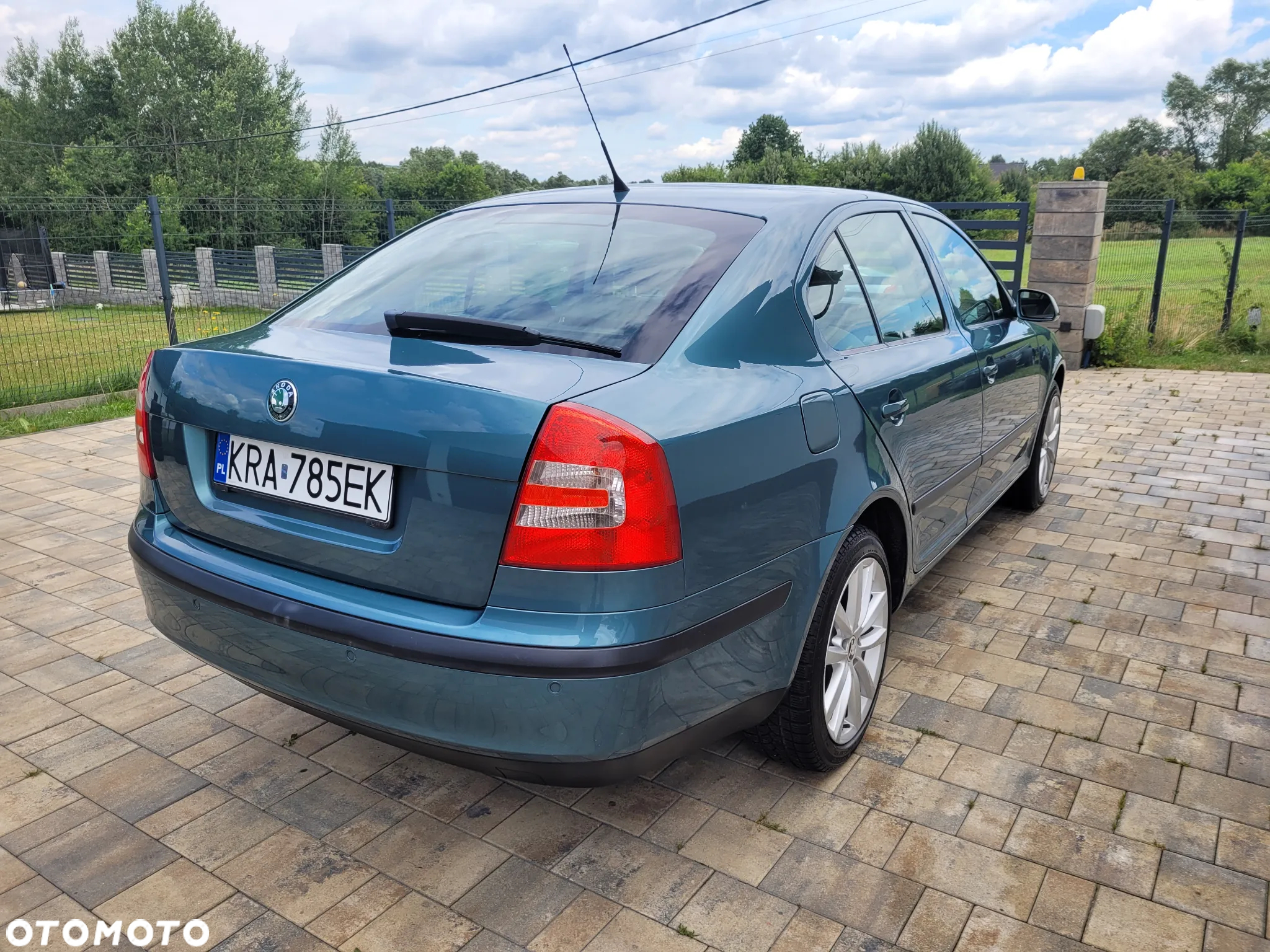 Skoda Octavia 1.6 Ambiente - 8