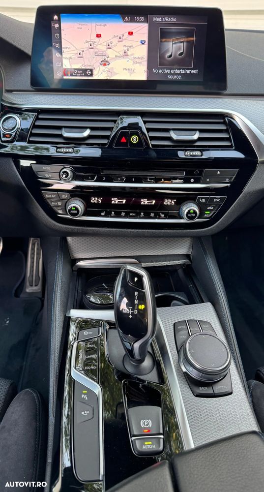 BMW Seria 5 530d xDrive AT - 10