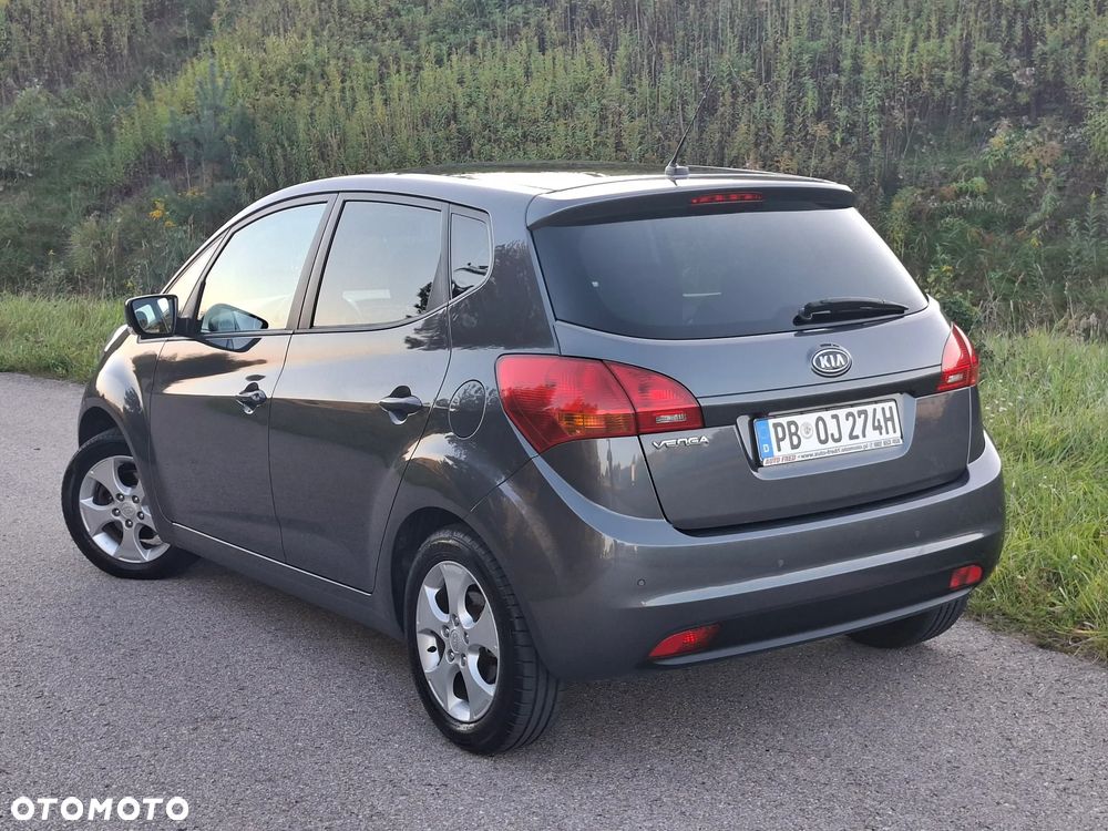 Kia Venga 1.4 CVVT Titanium Collection - 16