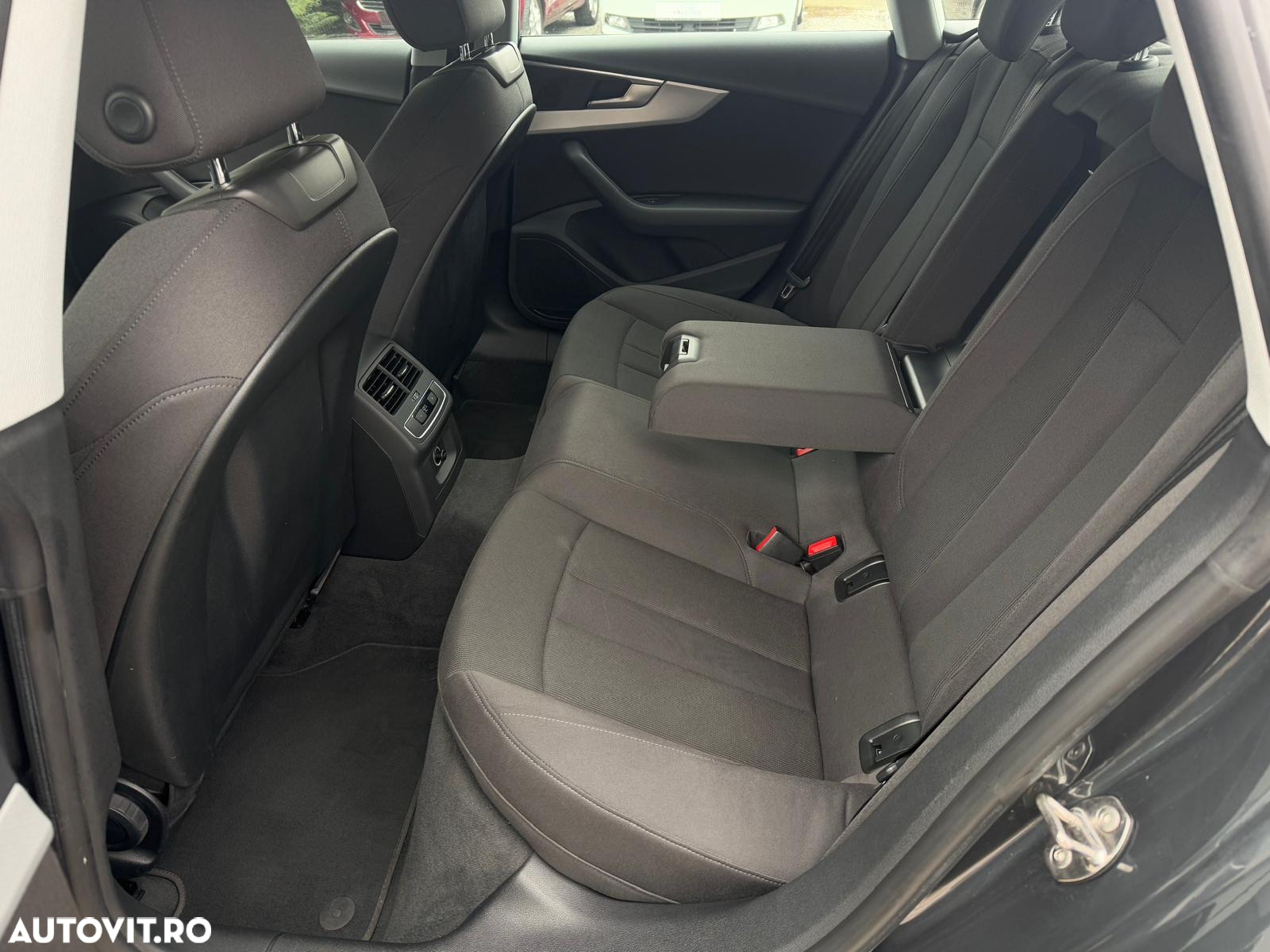 Audi A5 Sportback 2.0 TDI S tronic sport - 28
