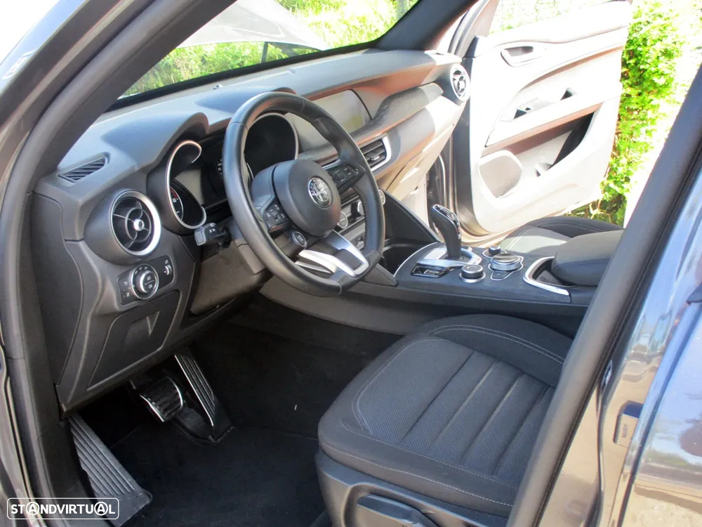 Alfa Romeo Stelvio 2.2 D Super AT8 - 15