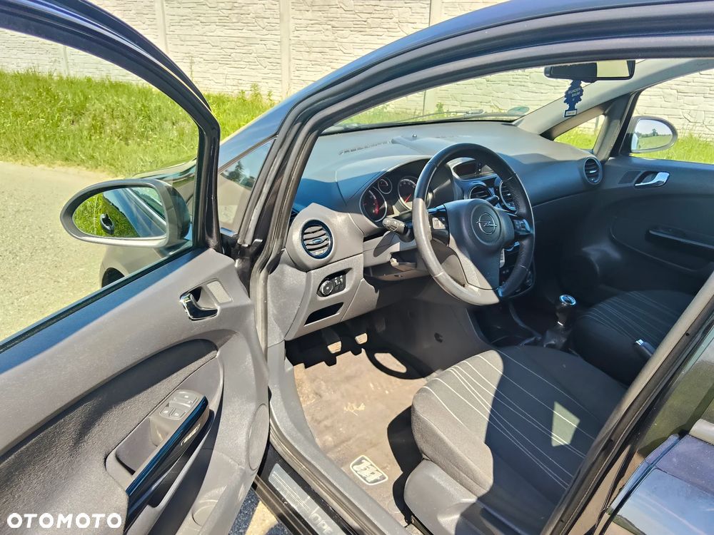 Opel Corsa 1.4 16V Edition 111 Jahre - 10