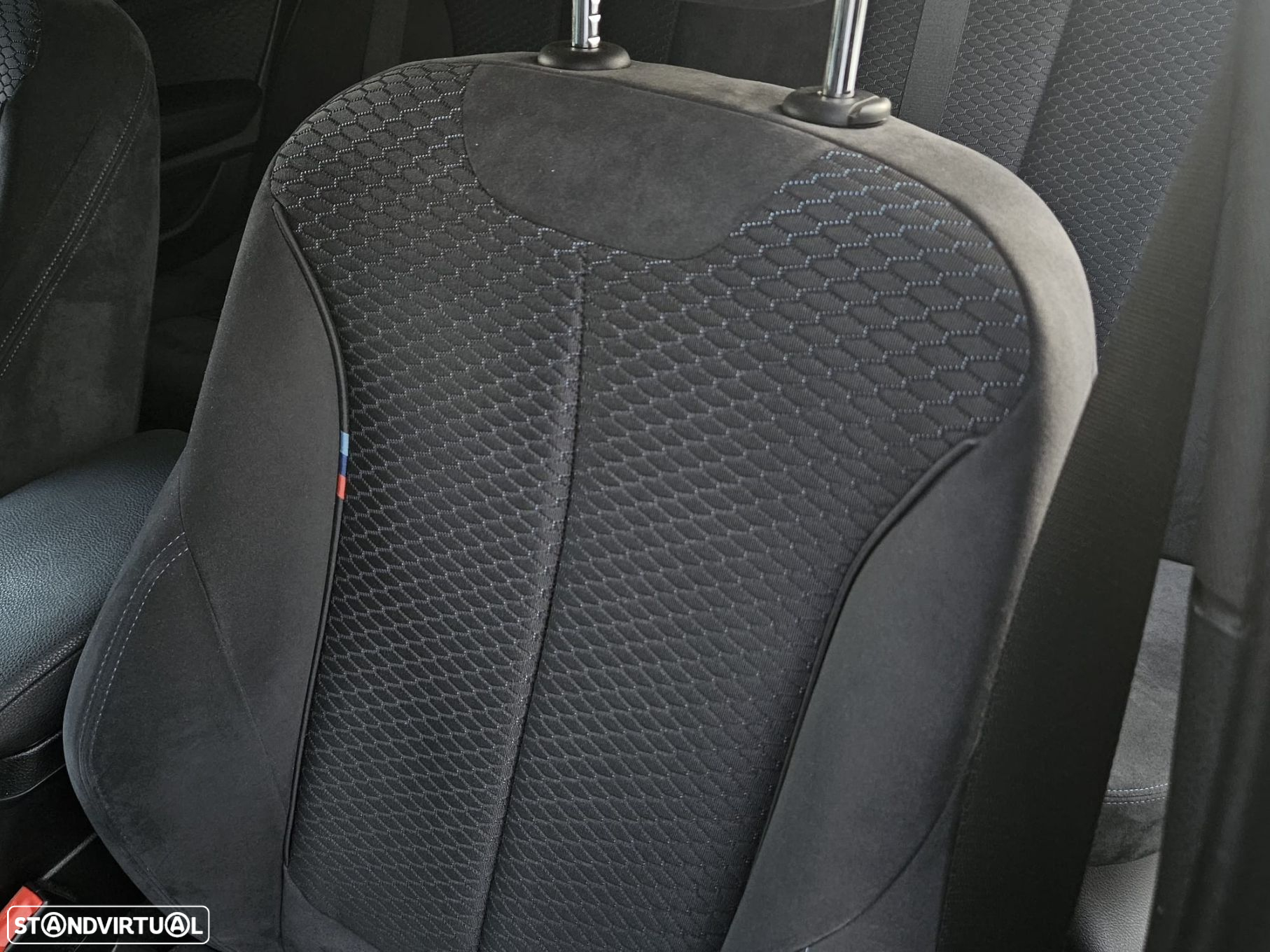 BMW 118 d Pack M - 7