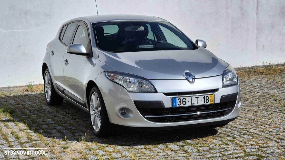 Renault Mégane 1.5 dCi Dynamique S - 1