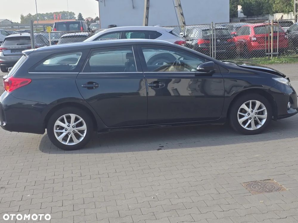 Toyota Auris - 7