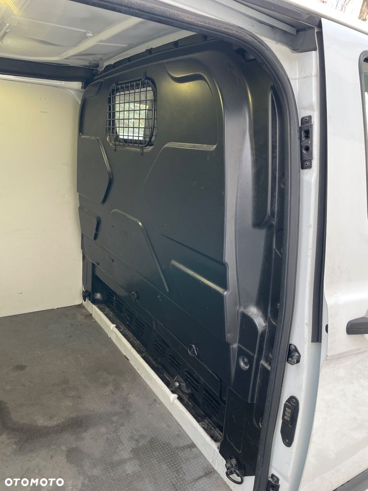 Ford TRANSIT CUSTOM - 3