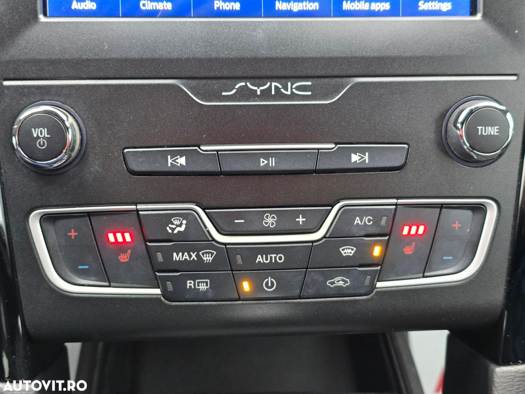 Ford Mondeo 2.0 HEV ST Line High - 22