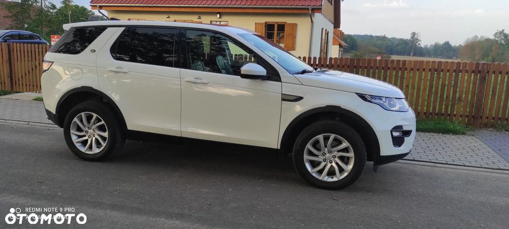 Land Rover Discovery Sport 2.0 TD4 HSE Luxury - 4