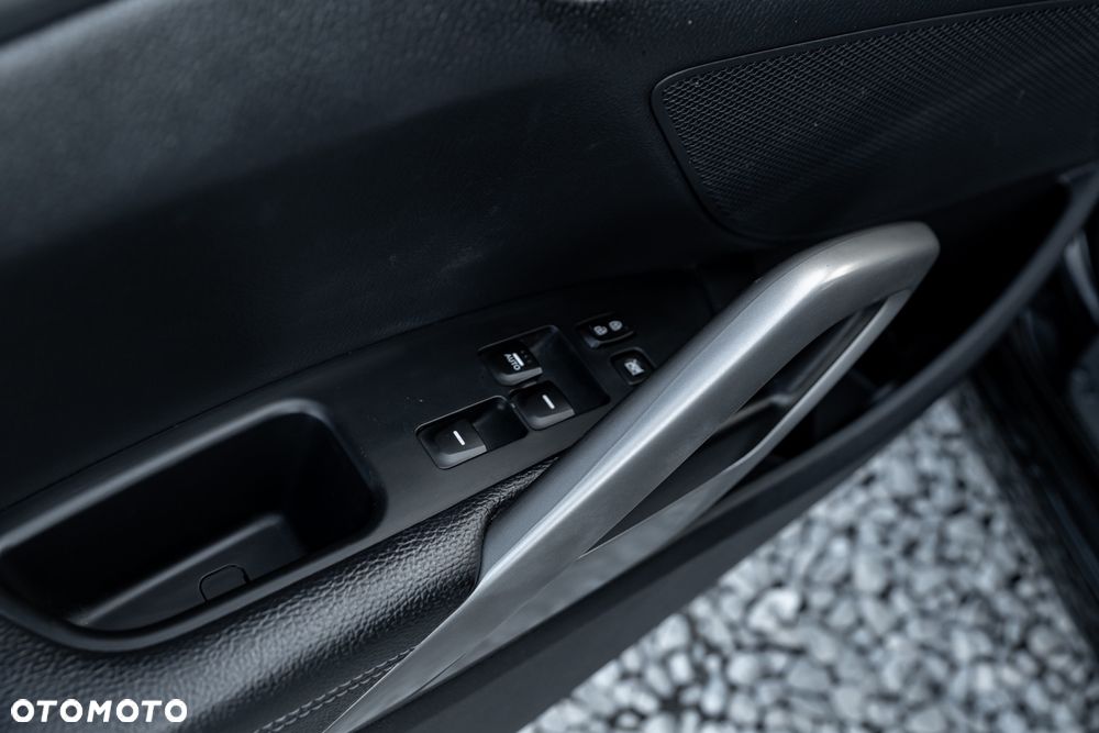 Hyundai Veloster 1.6 Premium - 19