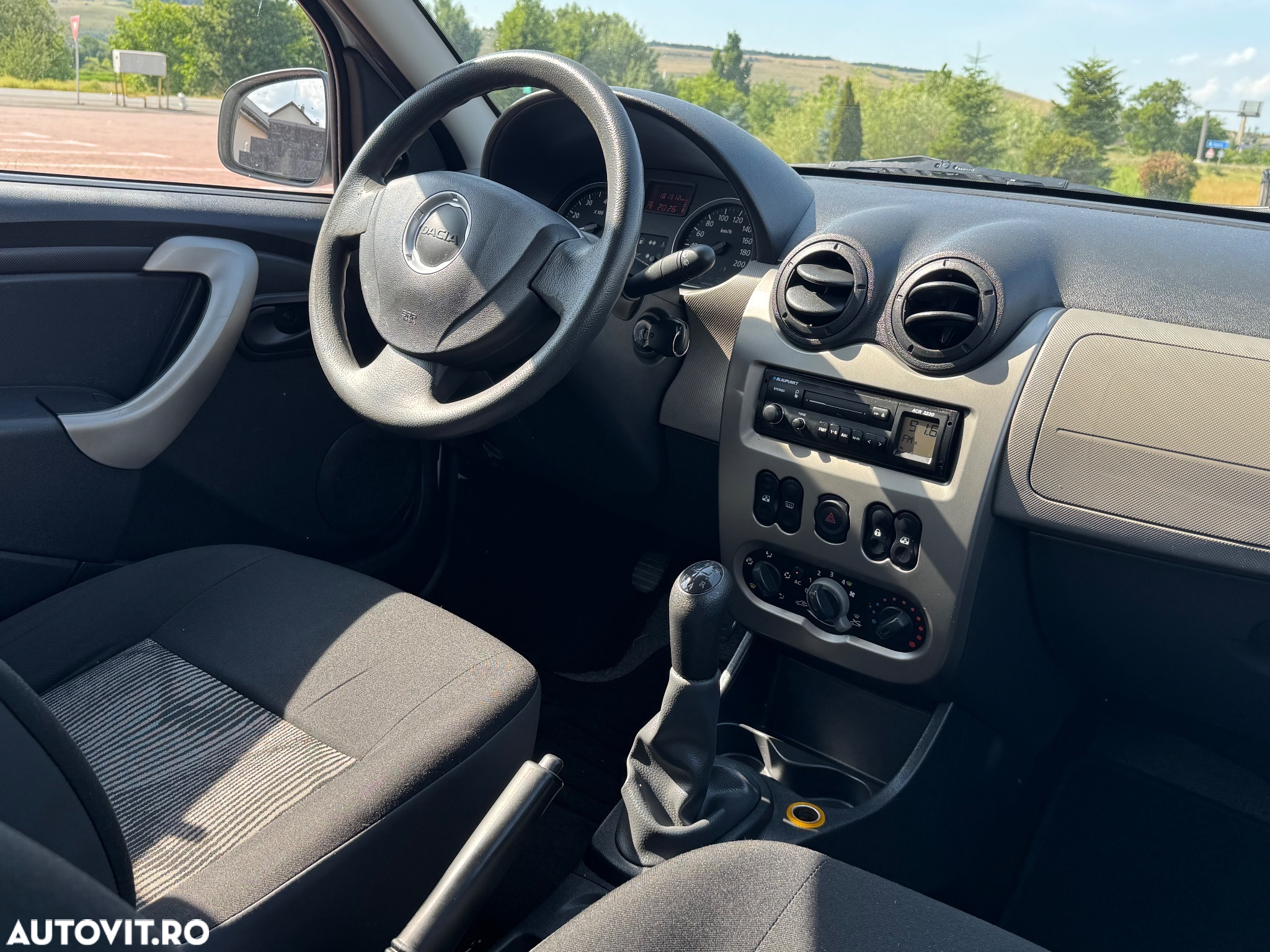 Dacia Sandero 1.2 16V 75 Laureate - 39